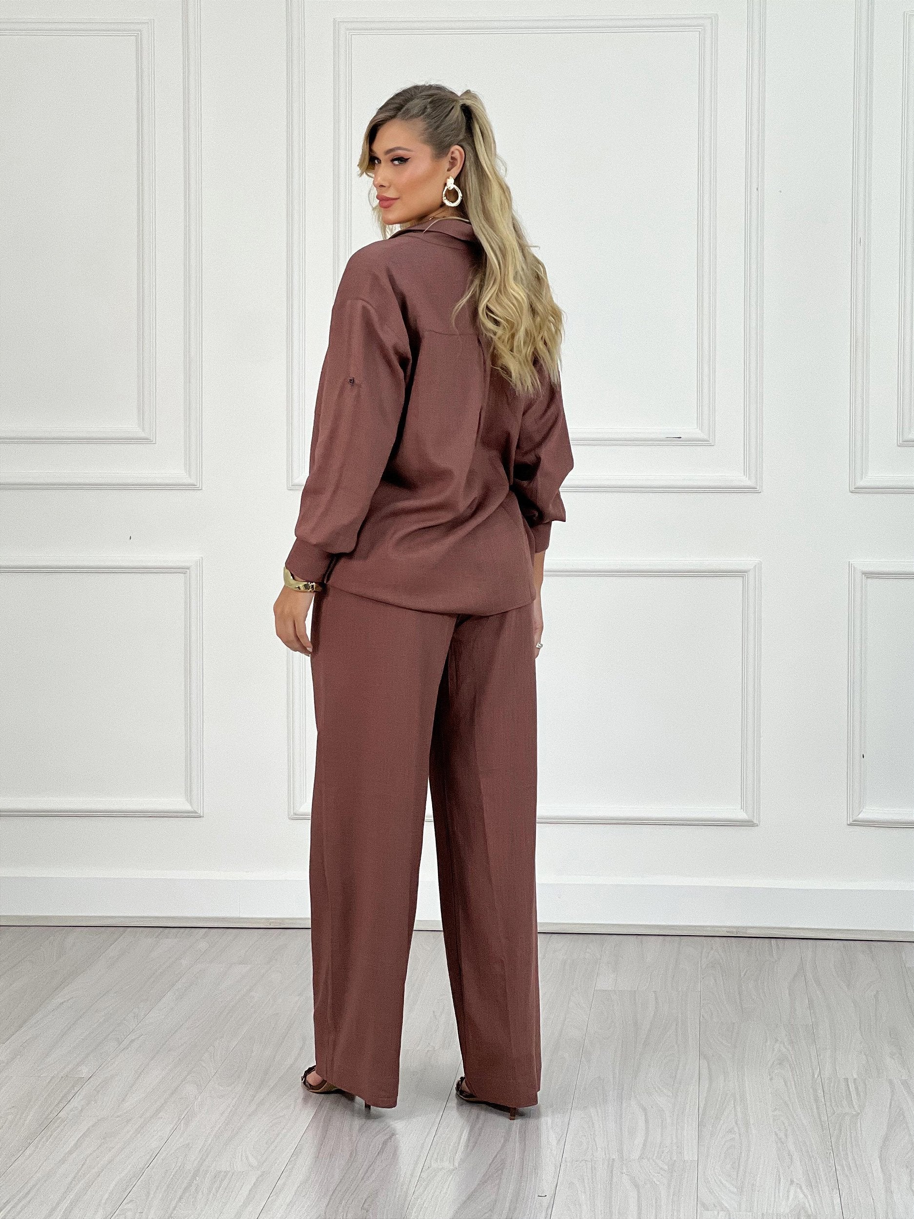 CONJUNTO CAMISA E CALÇA